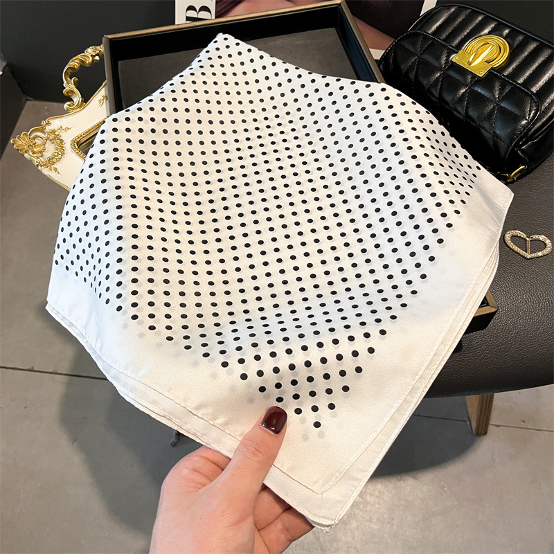 Luxury New Printed Scarves Wom - Discount Luxury Bags recensie en prijs