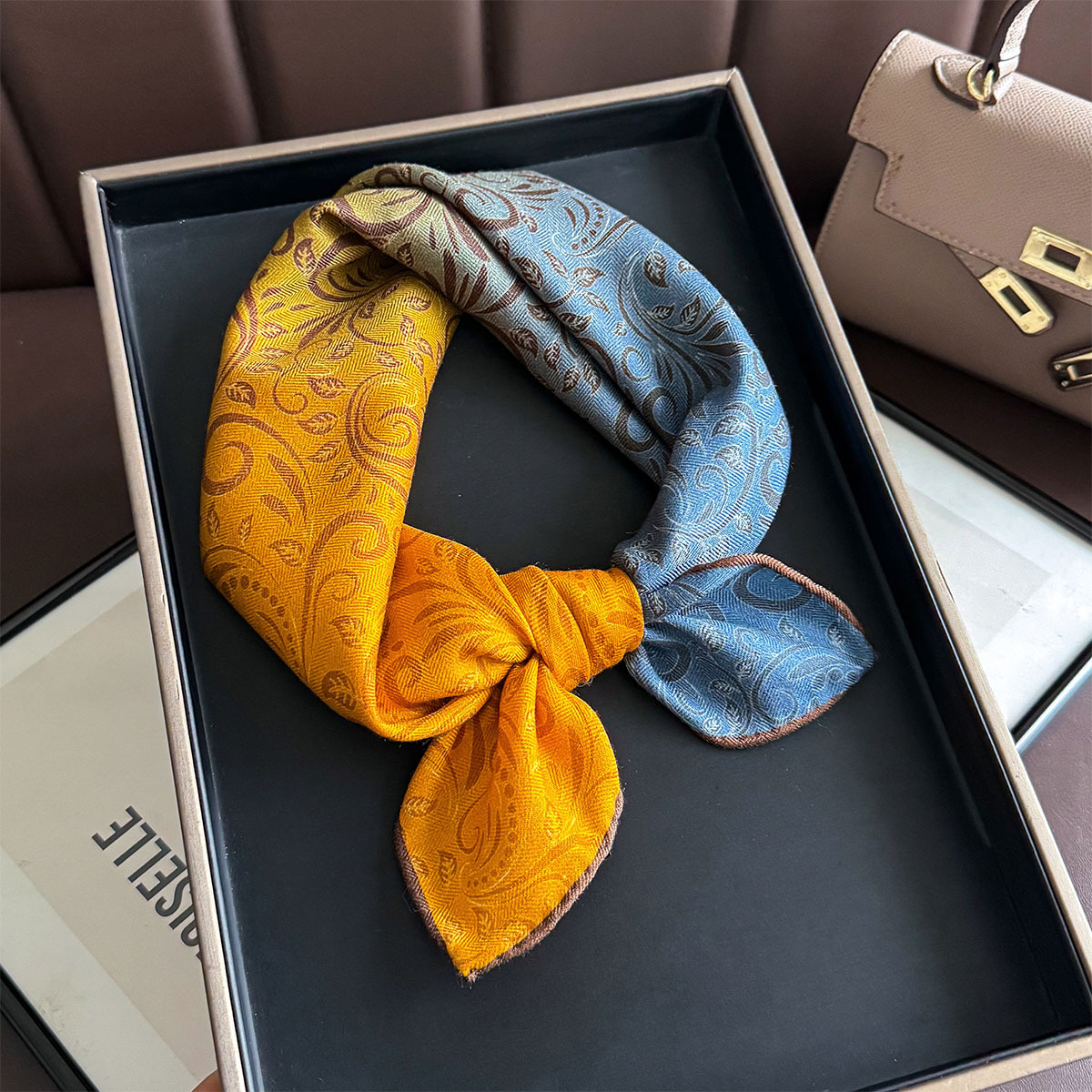 82% Wool 18% Real Silk Scarf N - Discount Luxury Bags recensie en prijs