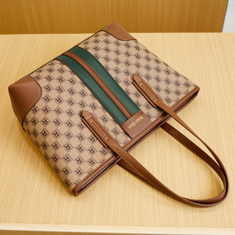 Ladies PU Leather Patent Leath - Luxury Bags Shopping recensie en prijs